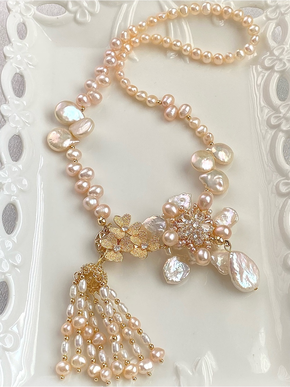 N319-Premium Champagne Flower Pearl Necklace With Detachable Pearl Tassel